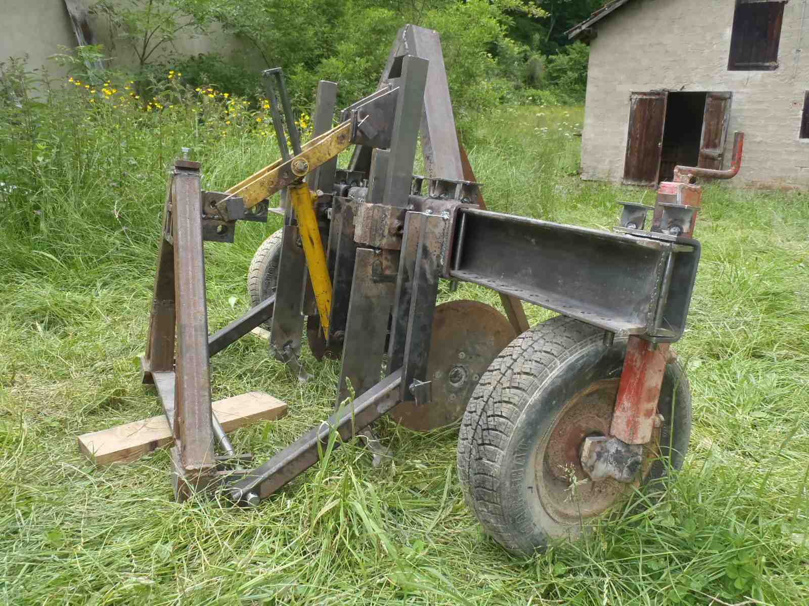 Strip till sur base barre à trou.jpg